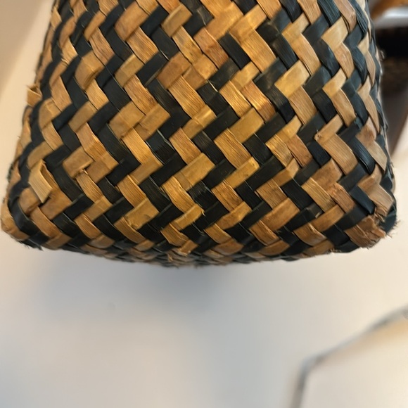 LAUREN RALPH LAUREN BLACK AND TAN WOVEN TOTE BAG MINI TOTE ATTACHED PRELOVED - Picture 14 of 16